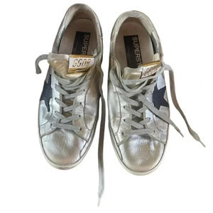 Golden Goose Superstar Silver W/Blue Star  Size 40